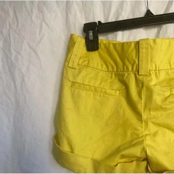alice + olivia OLIVIA lemon JEAN SHORT Size 4 - Picture 10 of 11